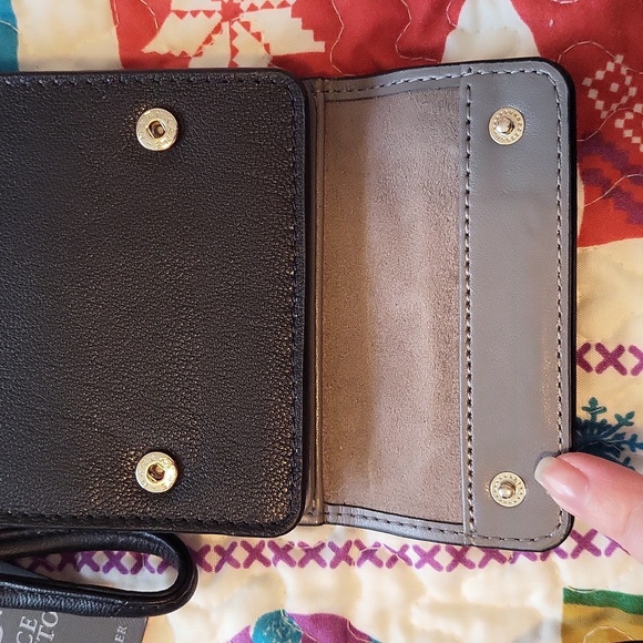 Vince Camuto Wallet - Picture 7 of 17